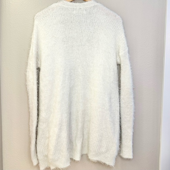 Abercrombie & Fitch Fuzzy Eyelash Open Front Cardigan Sweater - Picture 5 of 5